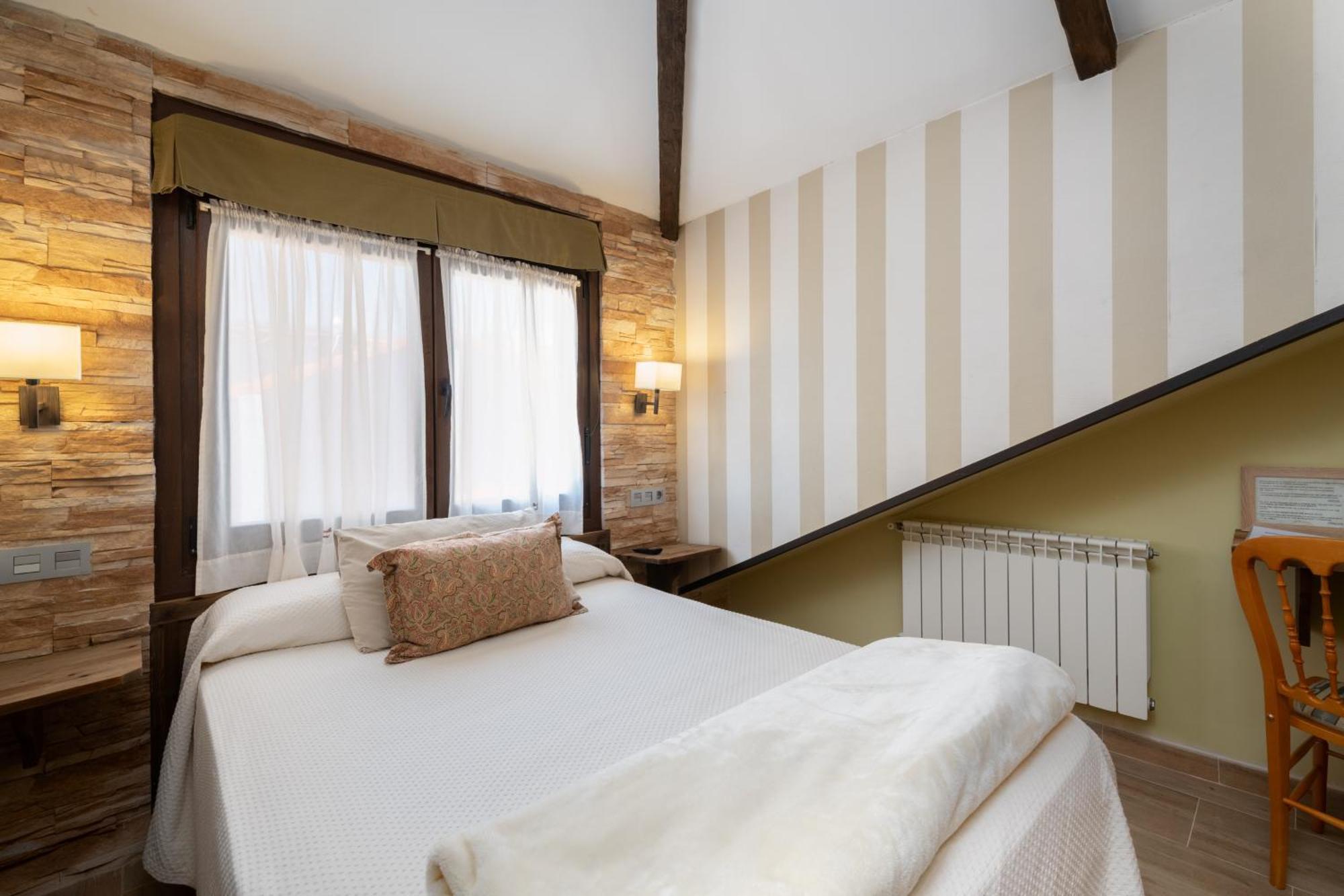 Cimavilla Rooms Gijon Bagian luar foto