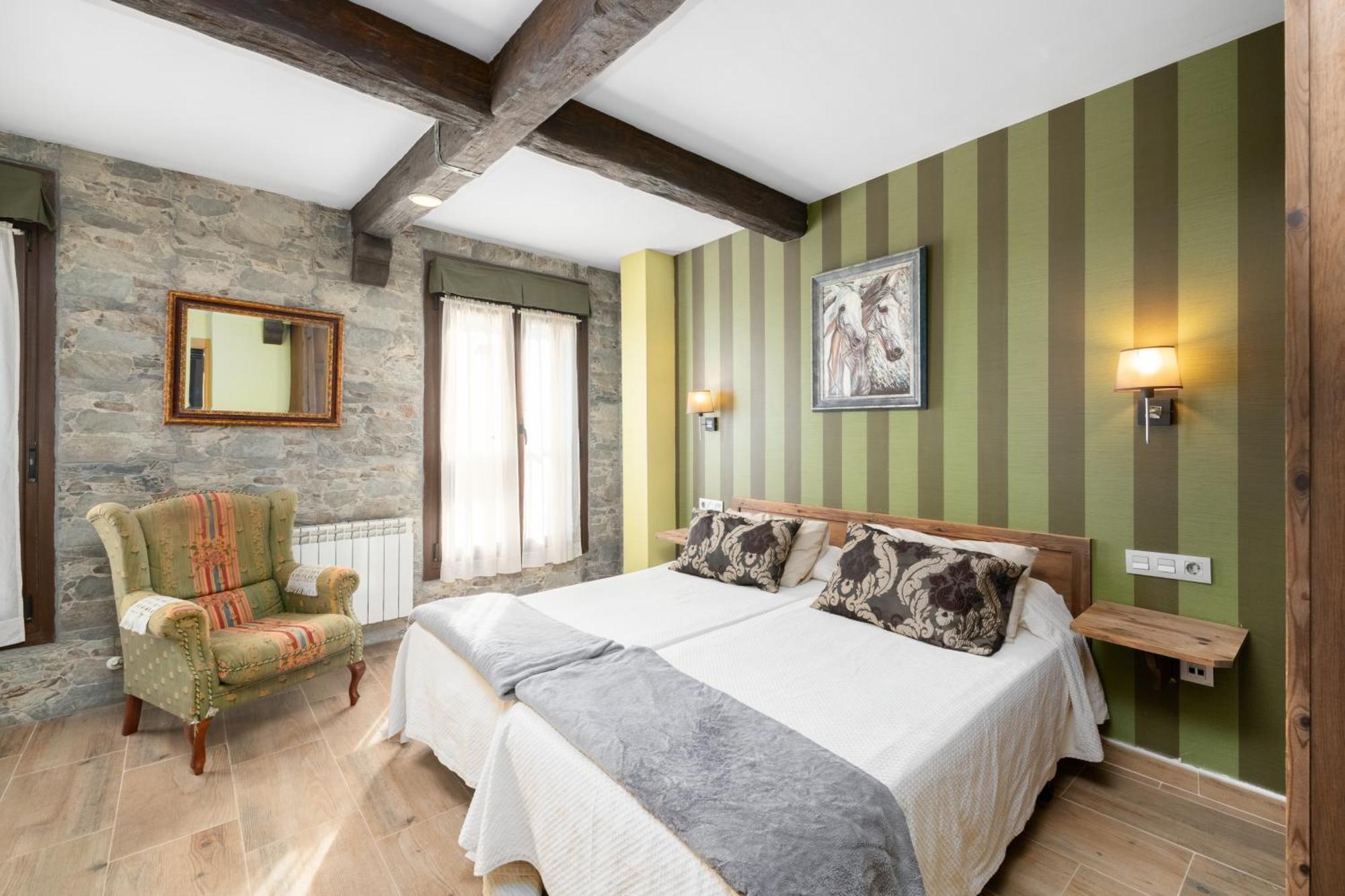 Cimavilla Rooms Gijon Bagian luar foto