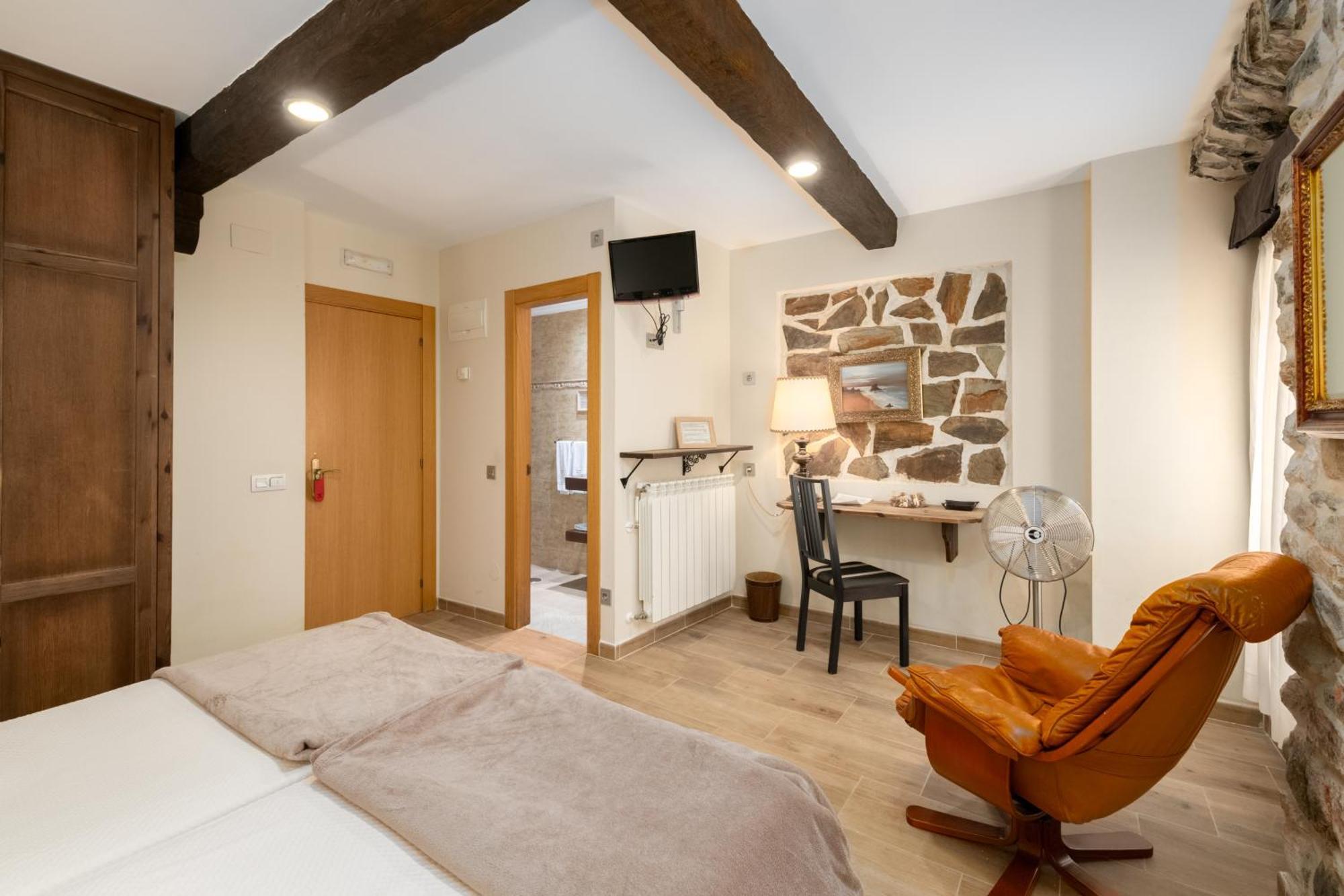 Cimavilla Rooms Gijon Bagian luar foto
