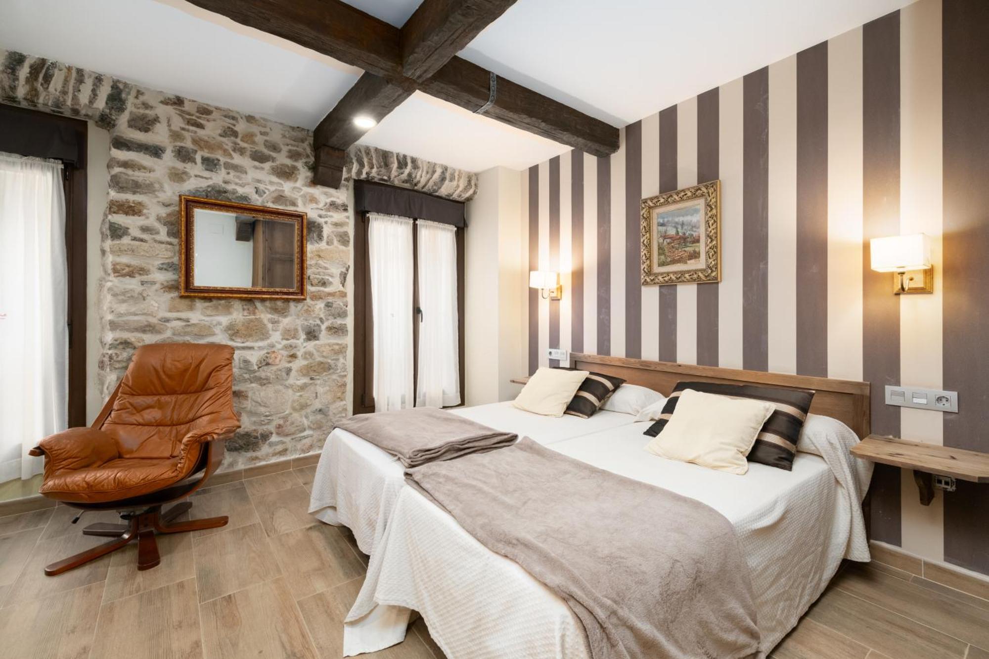 Cimavilla Rooms Gijon Bagian luar foto