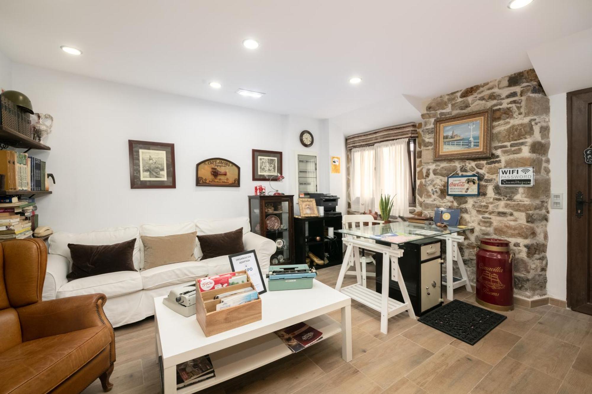 Cimavilla Rooms Gijon Bagian luar foto